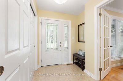 30 Blackstone Crt, East Gwillimbury - Holland Landing image-0-3
