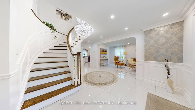 133 Arten Ave, Richmond Hill, L4C 9Y3 | Image 3