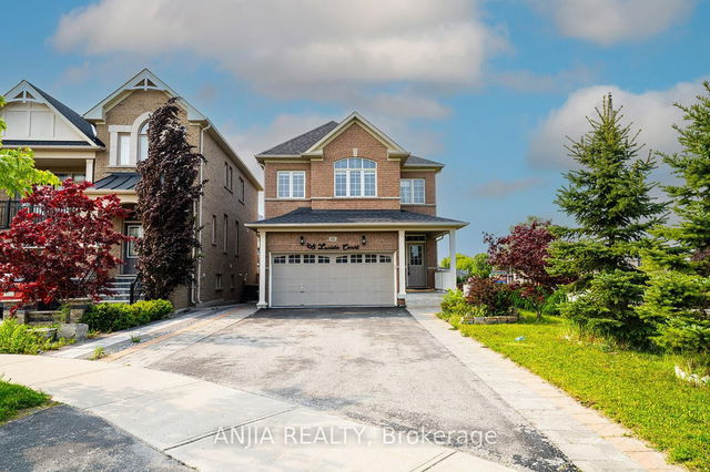 68 Lucida Court