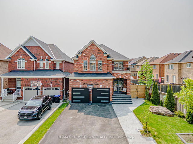 2199 Dawson Crescent