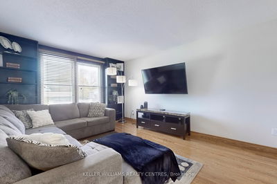 108 Armitage Dr, Newmarket - Central Newmarket image-0-4