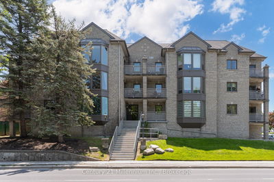 Unit 204 — 21 George St, Aurora - Aurora Village