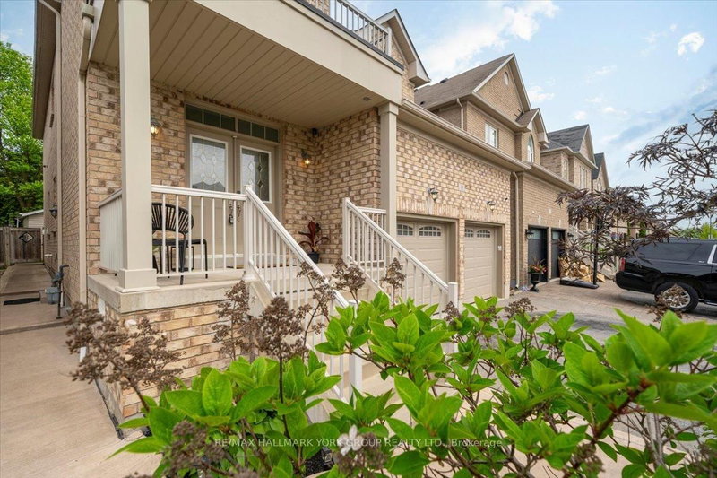 95 Chelsea Cres, Bradford West Gwillimbury, L3Z 0J7 | Image 3