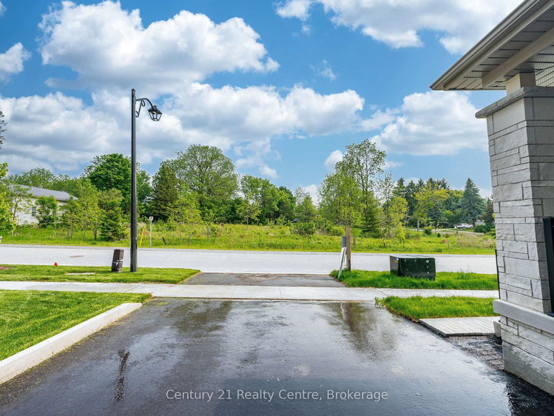 26 Hearn St, Bradford West Gwillimbury, L0G 1B0 | Image 3