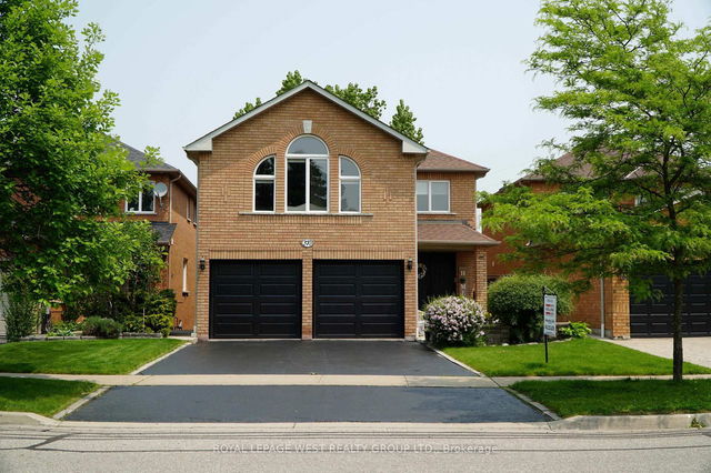 370 Royalpark Way