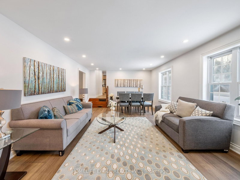 4566 Lloydtown-Aurora Rd, King, L7B 0E3 | Image 3