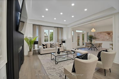 87 Steam Whistle Dr, Whitchurch-Stouffville - Stouffville image-0-4