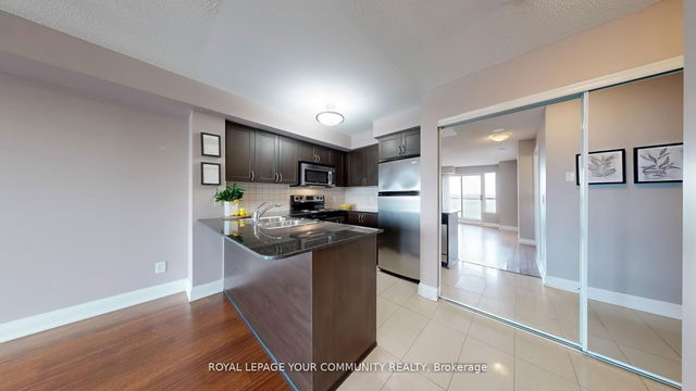 812 - 30 North Park Road