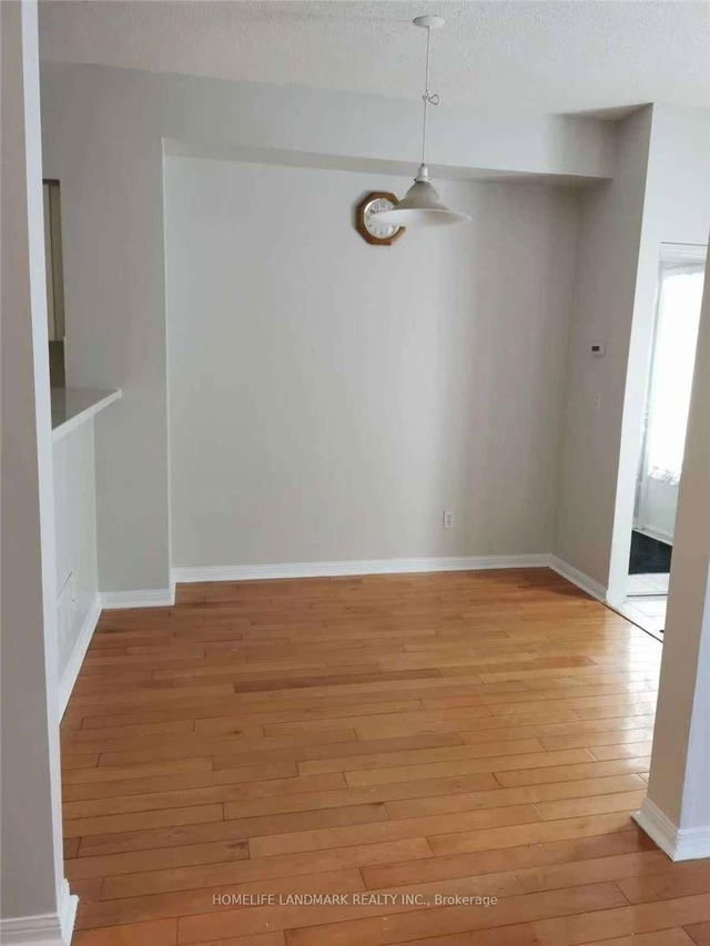 11 - 12 Cox Boulevard