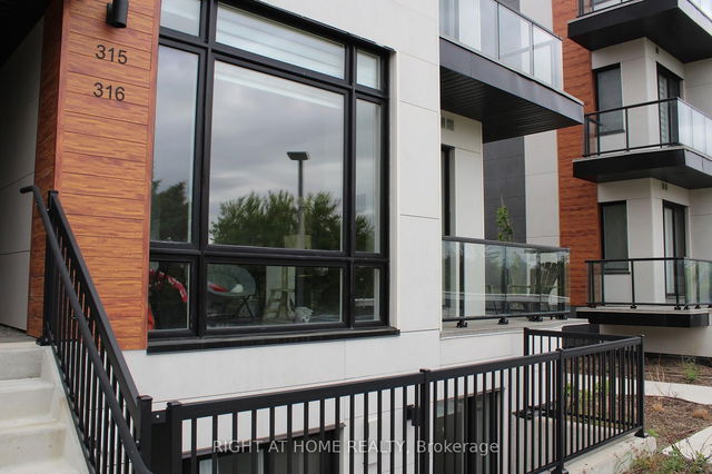 316 - 6 Steckley House Lane