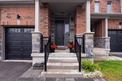 15 Richard Boyd Dr, East Gwillimbury - Holland Landing image-0-2