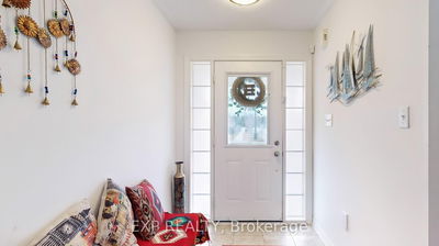 136 Donald Stewart Cres, East Gwillimbury - Mt Albert image-0-2