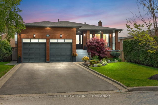 140 Clover Leaf Street