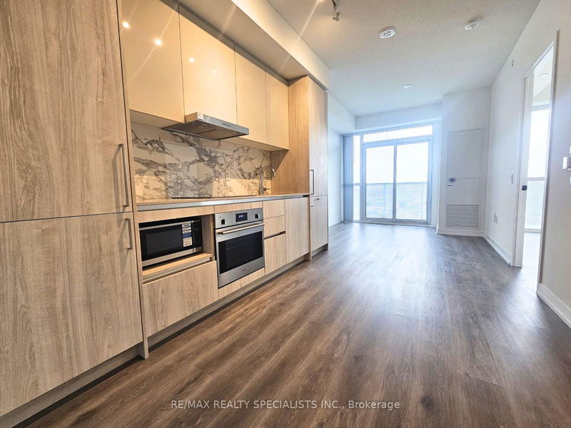 home for lease on 4211-225 Commerce Street