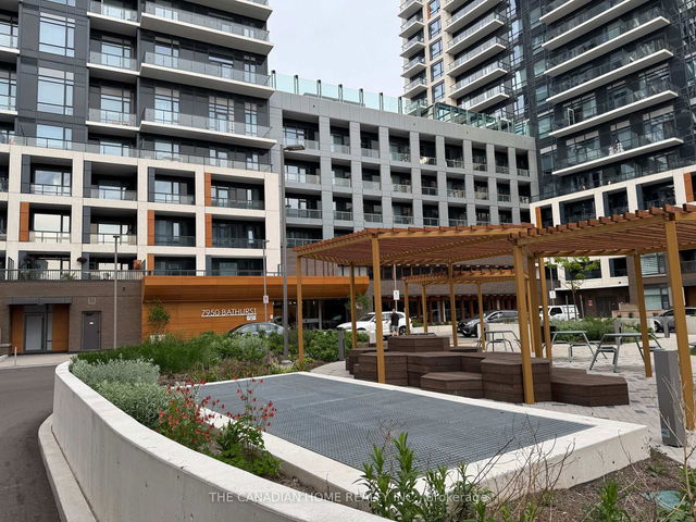 A820 - 7950 Bathurst Street