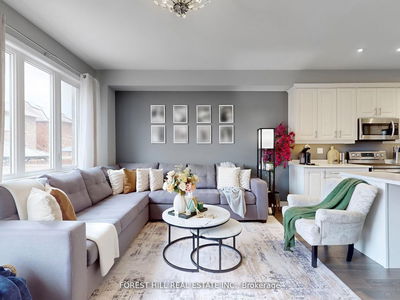 61 Robb Thompson Rd, East Gwillimbury - Mt Albert image-0-4