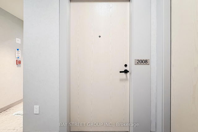 2008 - 225 Commerce Street