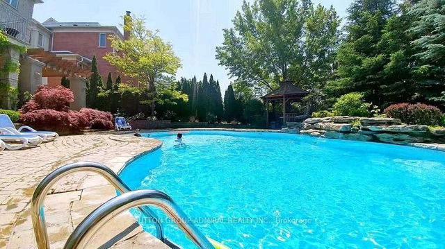 46 Humberview Drive
