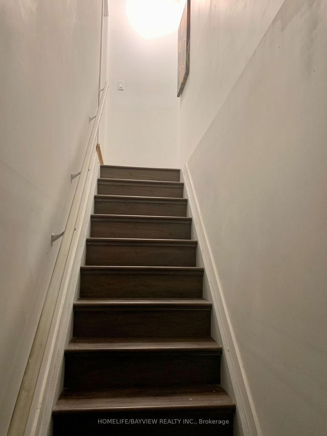 #Basement - 221 Harding Park Street