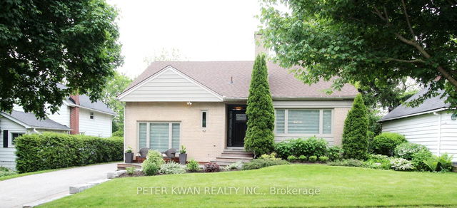 42 Roseview Avenue