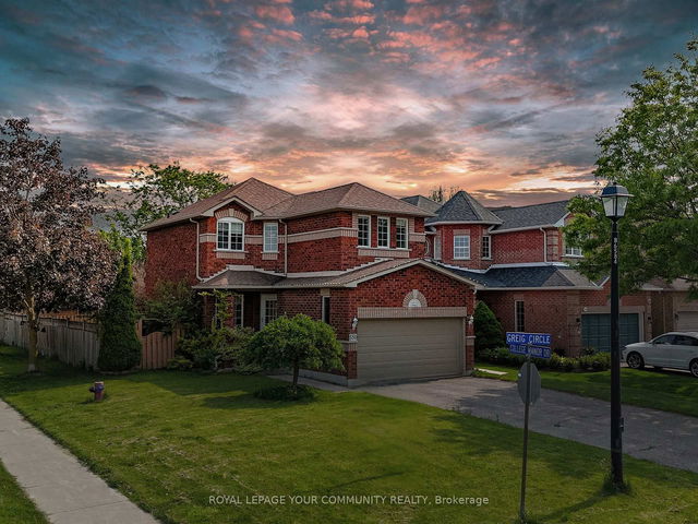 550 Greig Circle