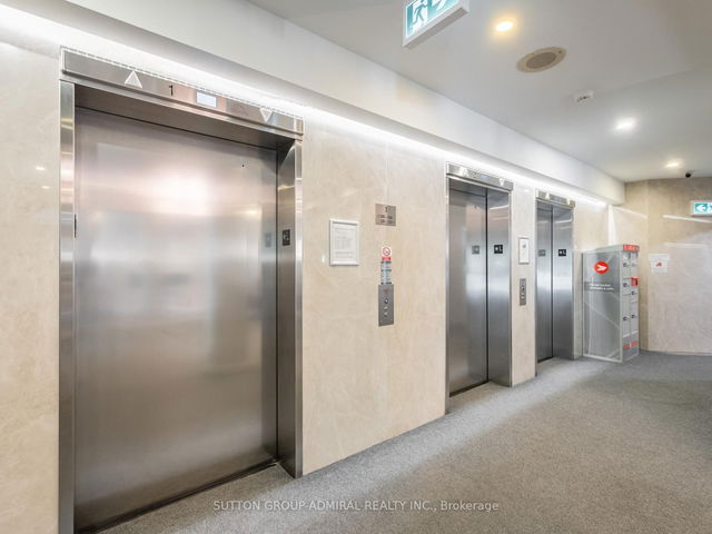 406 - 120 Promenade Circle