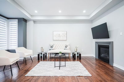 53 Mondial Cres, East Gwillimbury - Queensville image-0-3