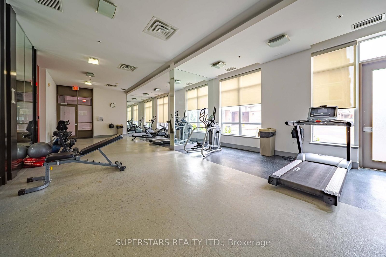 540 Bur Oak Avenue, Unit 223 - Photo 21