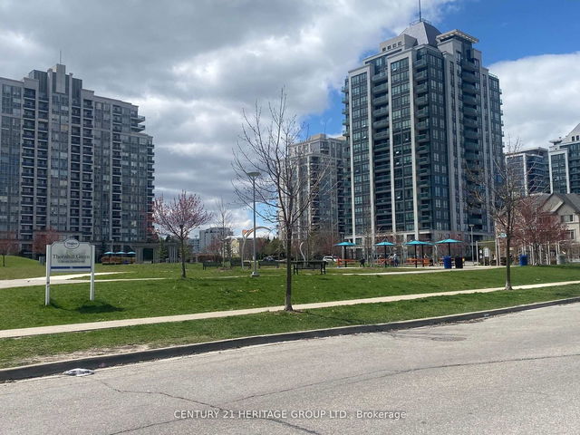 2205 - 7890 Bathurst Street S