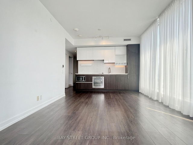 1803 - 898 Portage Parkway