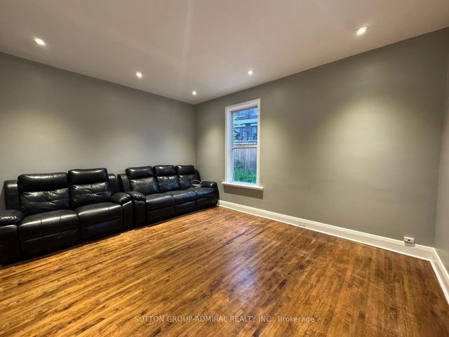 Front - 31 Machell Avenue