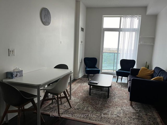 906 - 7171 Yonge Street