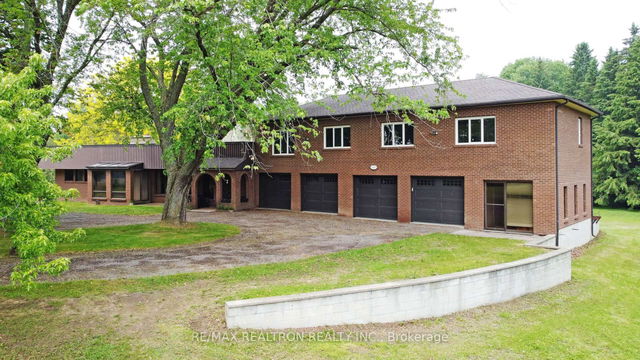 4166 Mount Albert Road