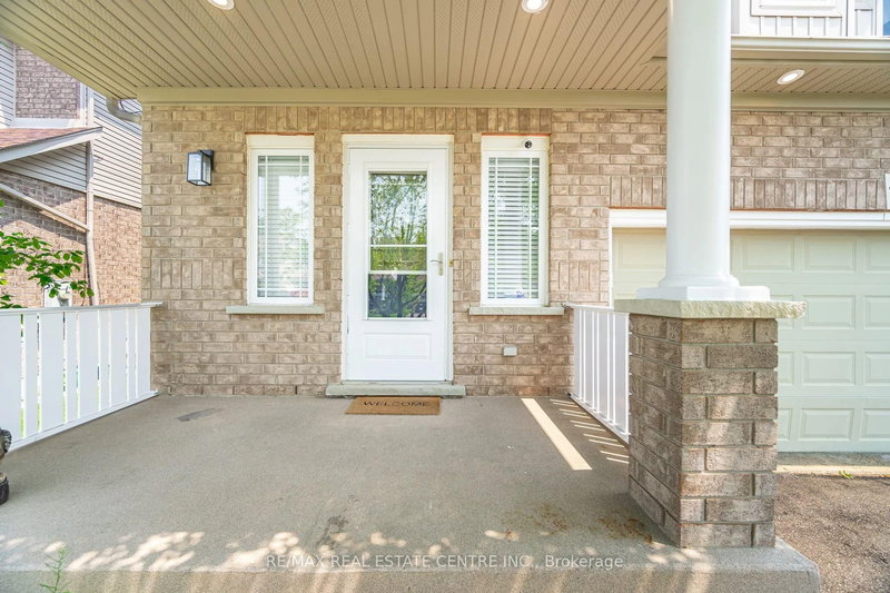 39 Stoneham St, New Tecumseth, L9R 2E6 | Image 3