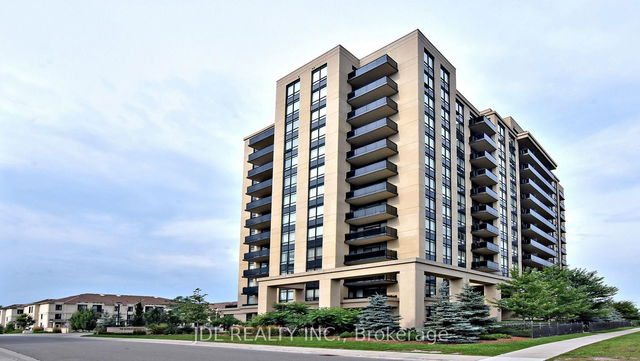 901 - 520 Steeles Avenue W