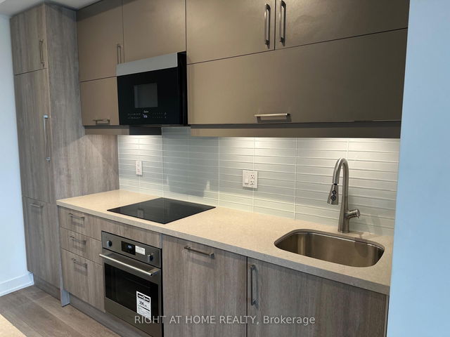 A1326 - 8119 Birchmount Road