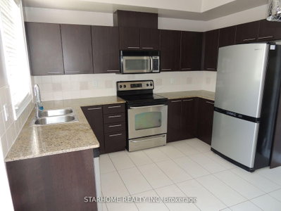 Townhouse leased at 8 Times Avenue, Markham, Ontario, L3T 0A3 - Commerce Valley - MLS: N12208078