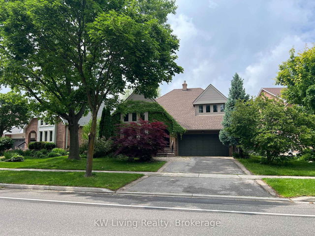 72 Longwater Chase