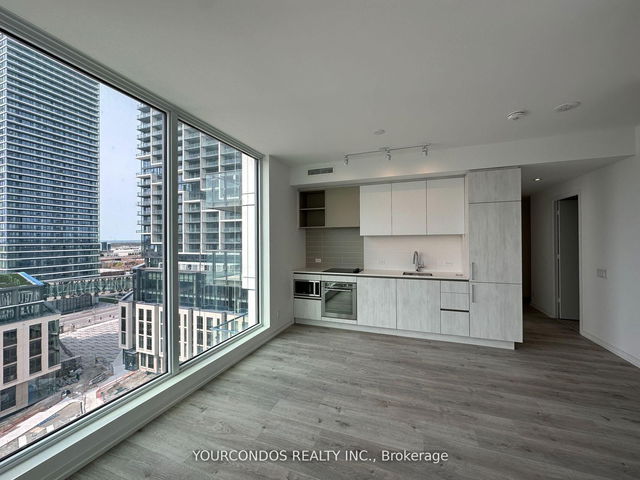 1002 - 7890 Jane Street