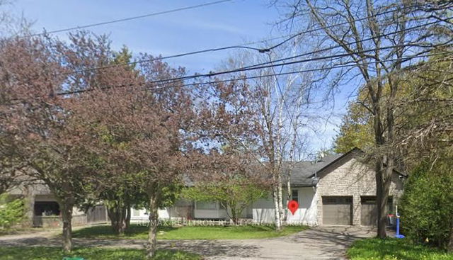 15395 Bathurst Street