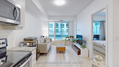 Unit 707 SW — 9191 Yonge St, Richmond Hill - Langstaff image-0-4