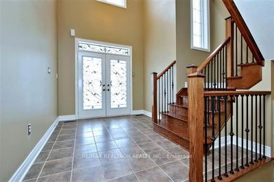 363 Maria Antonia Rd, Vaughan - Vellore Village image-0-2