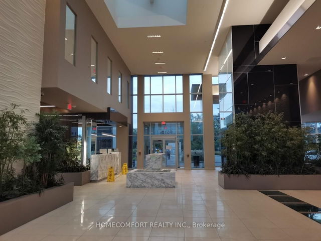 1105A - 9608 Yonge Street