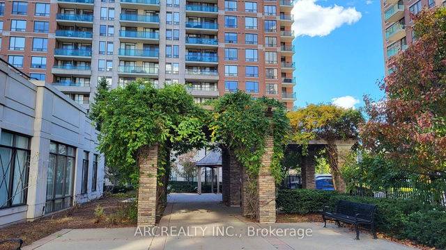 314 - 350 Red Maple Road