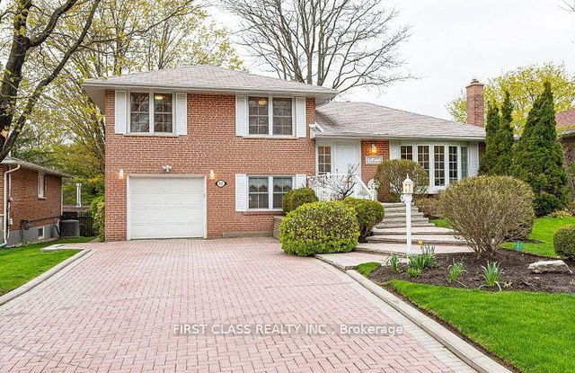 22 Willowgate Drive