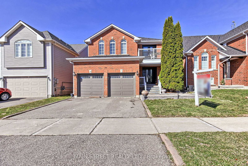 46 Silverstone Cres, Georgina, L4P 4A4 | Image 2