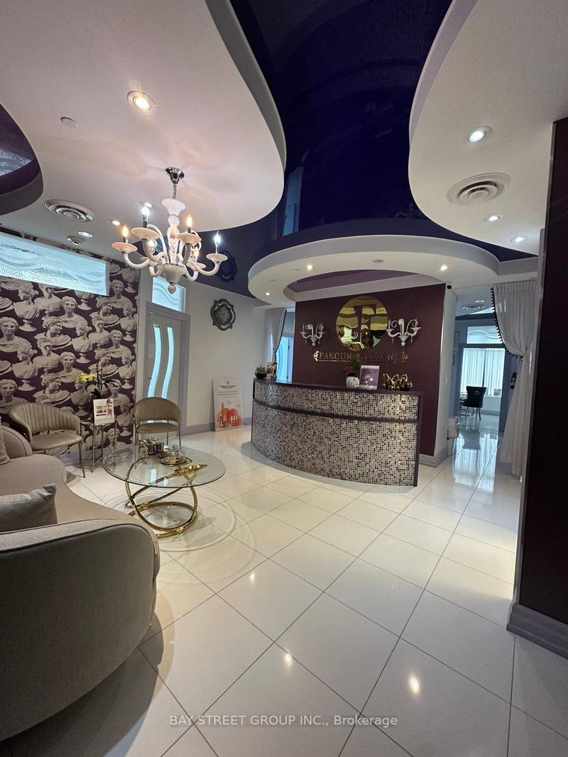 208 - Room2 - 10376 Yonge St, Richmond Hill, L4C 3B8 | Image 2