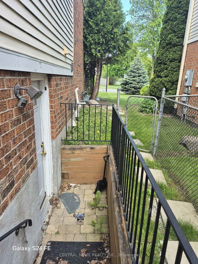 168 Brammar (Basement) Street