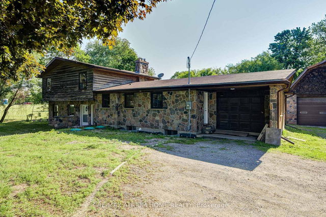 Half Main & Upper - 9963 Woodbine Avenue