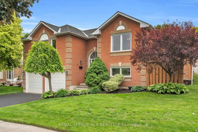 6 Compton Cres, Bradford West Gwillimbury - Bradford image-0-2